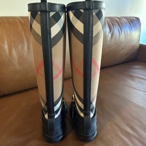 Burberry rubber rain boots